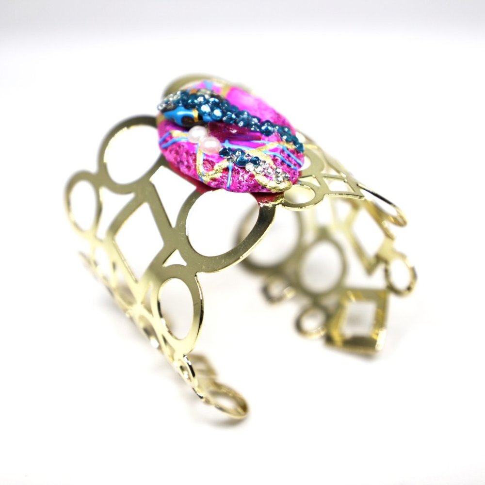 Pink Agate Bangle - Amethyst, Gold Plated 24K.